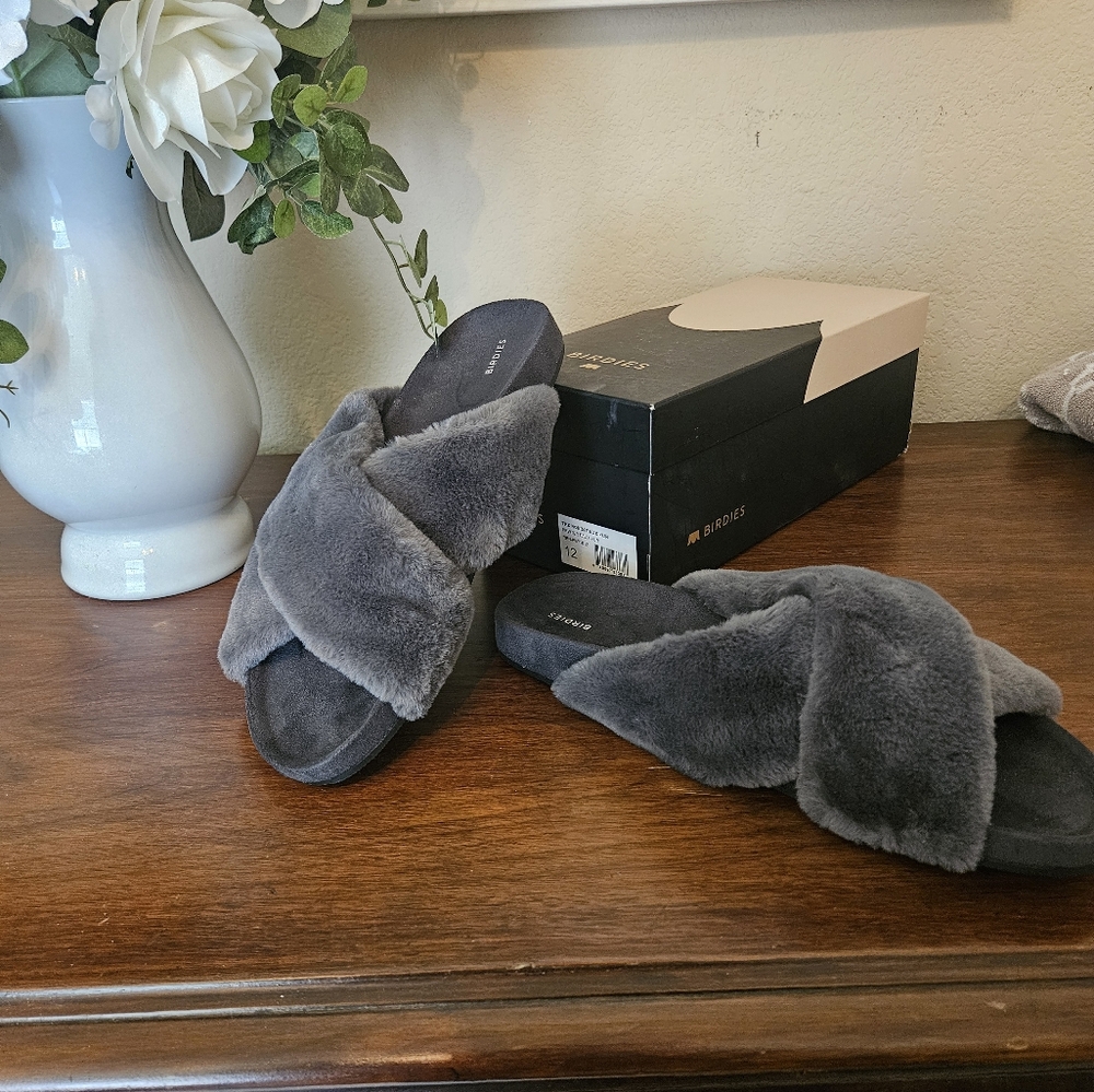 Birdies. The Robin  Pewter faux fur slip on scuffs/slippers/sandals.